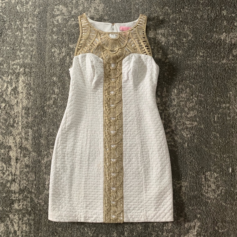 White & gold Lilly Pulitzer dress! ✨